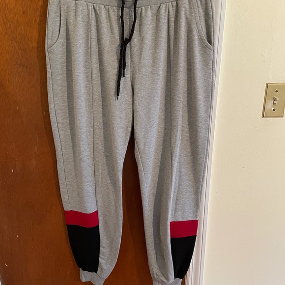 Jessica Simpson Loungewear Set - Picture 2 of 2